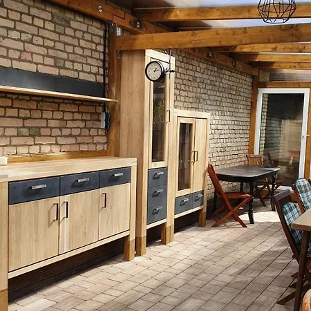 Alt-berliner Schwanenhof Dg Rechts Apartmán Lychen