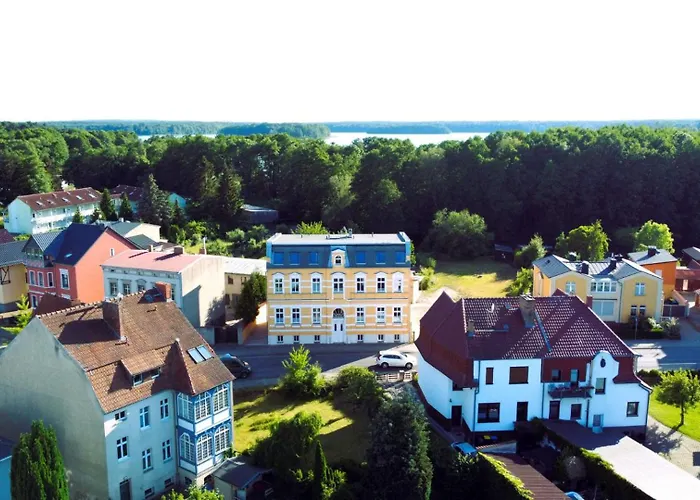 Apartment Alt-berliner Schwanenhof Dg Rechts *